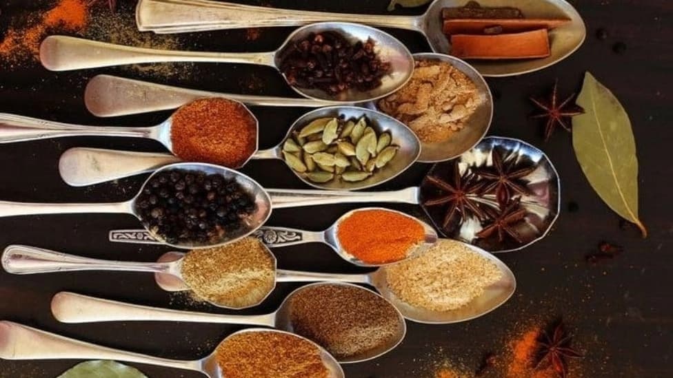 خواص و مضرات ادویه